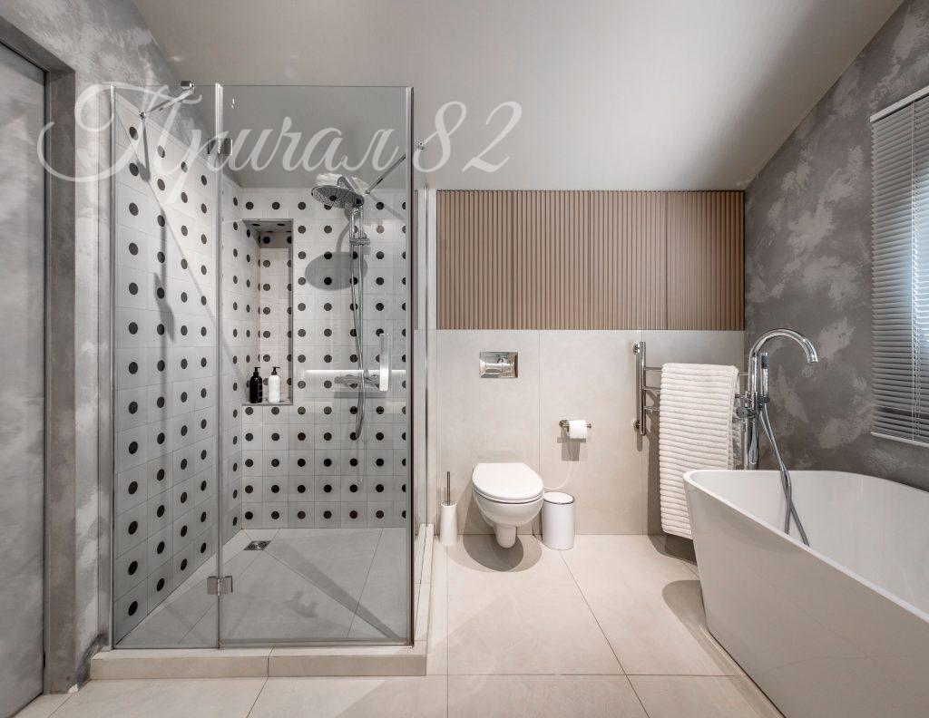 Ялта, ул. Коммунаров 12