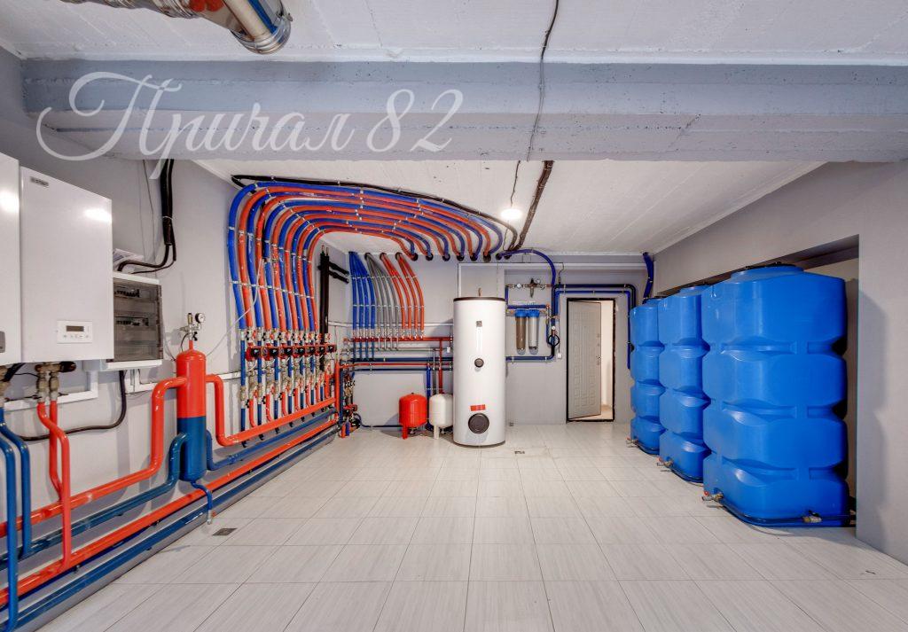 Ялта, ул. Коммунаров 12