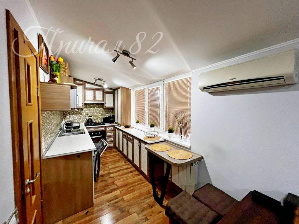 Ялта, ул. Блюхера 50