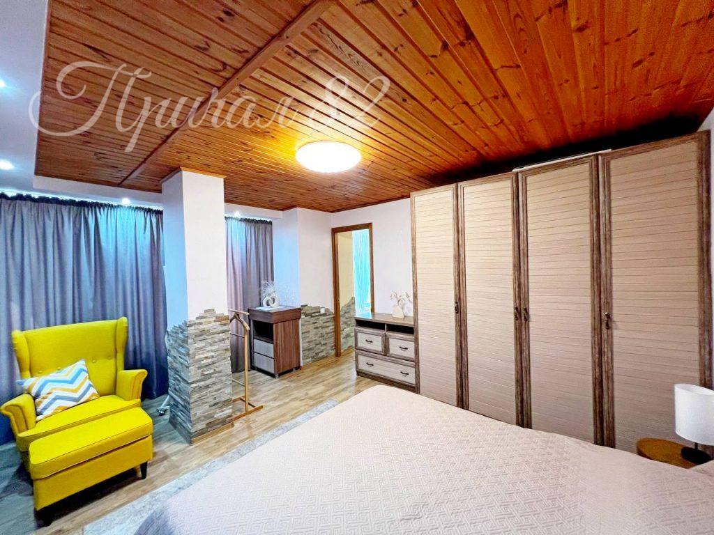 Ялта, ул. Блюхера 50