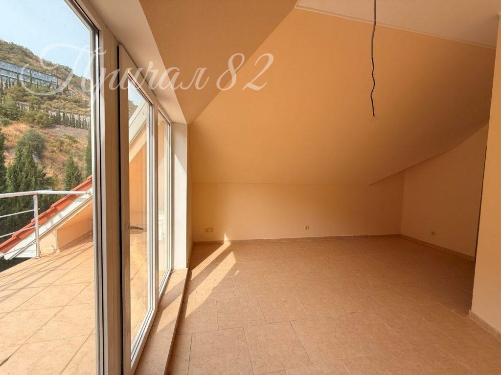 Алушта, пос.Чайка, ул.Багрова, 12