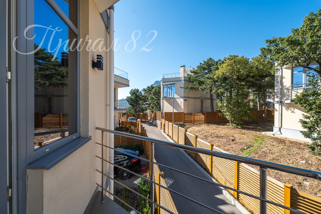 Ялта, пгт. Гаспра, ул. Горького 92