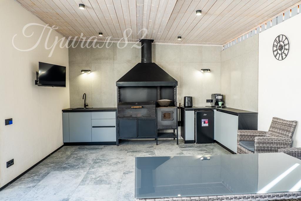 Ялта, пгт. Гаспра, ул. Горького 92