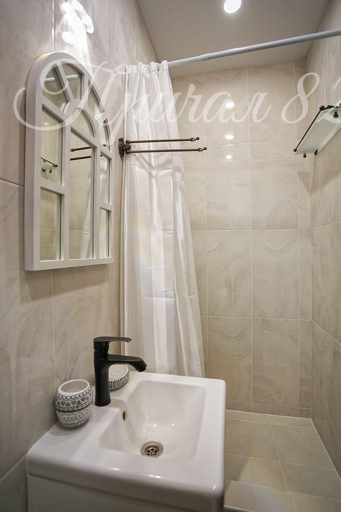 Ялта, пгт Виноградное, Бахчисарайское шоссе 14Г