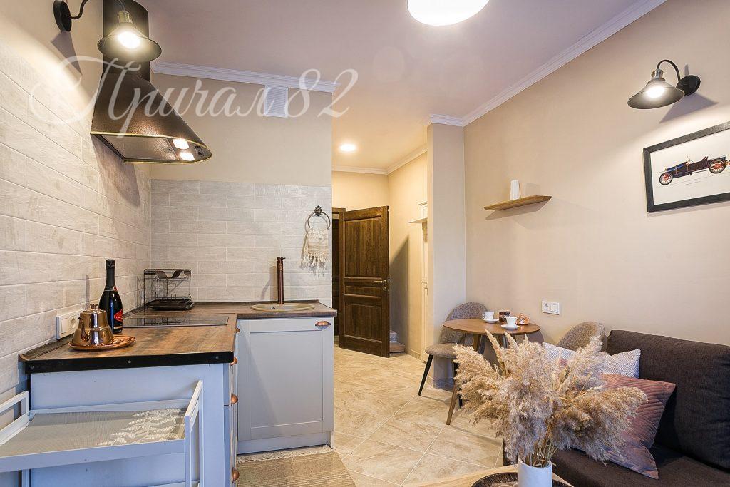 Ялта, пгт Виноградное, Бахчисарайское шоссе 14Г