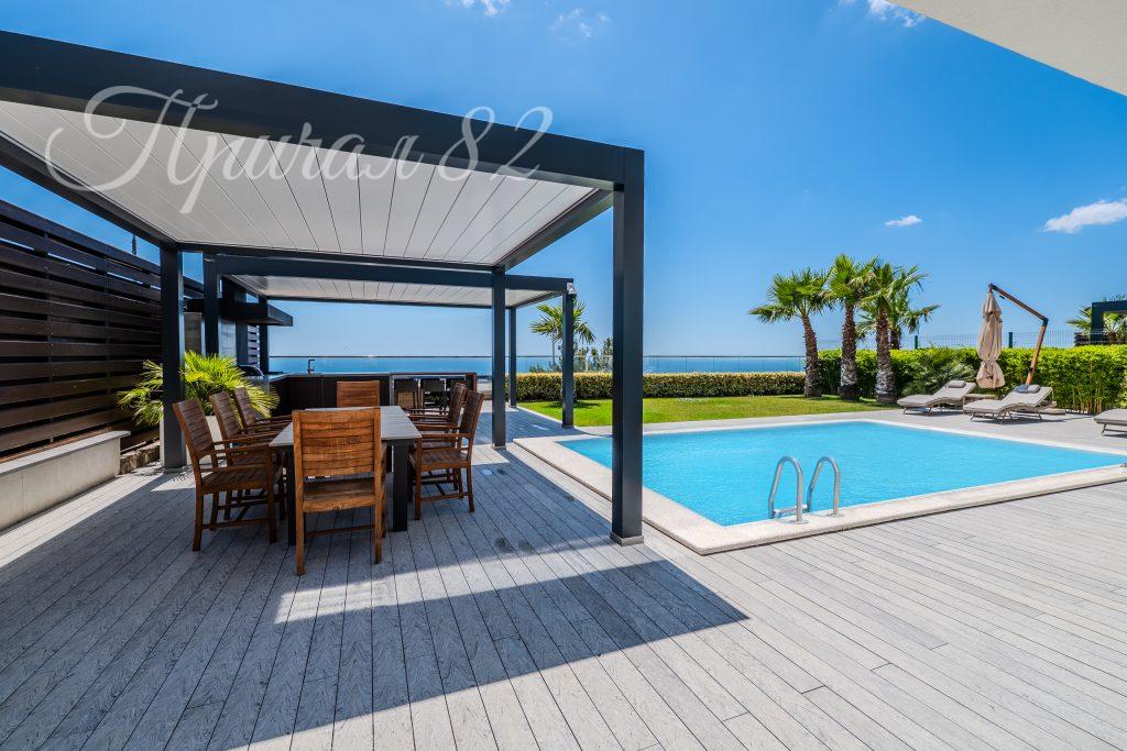 Элитная вилла в престижном коттеджном посёлке Ялты