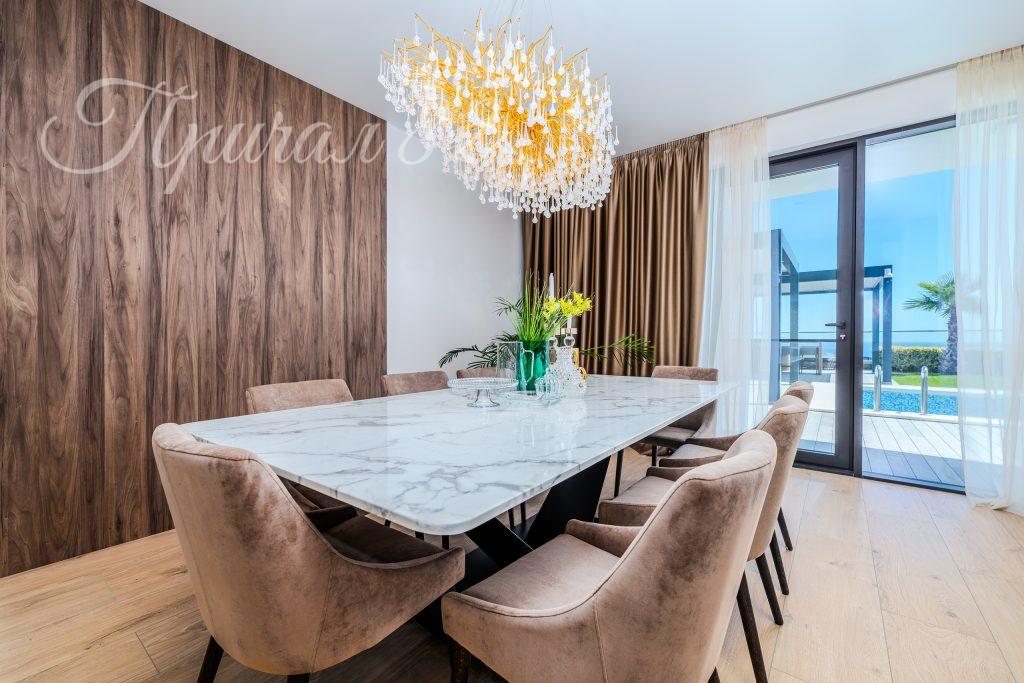 Элитная вилла в престижном коттеджном посёлке Ялты