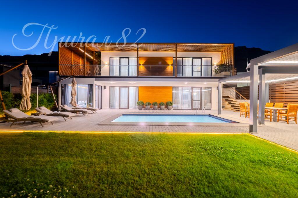 Элитная вилла в престижном коттеджном посёлке Ялты