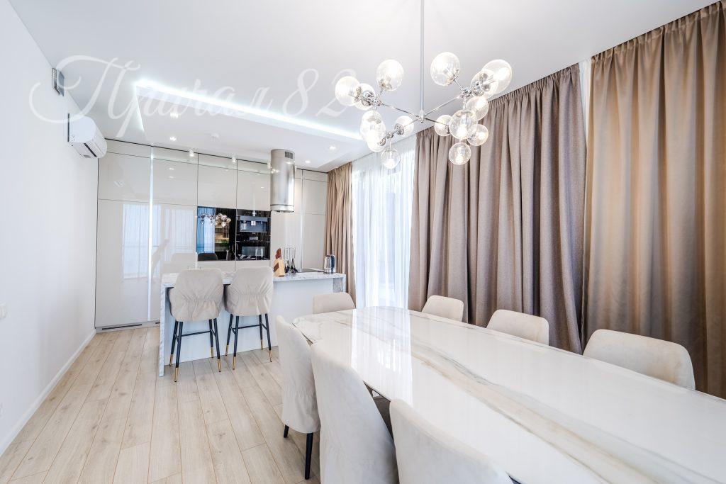 Новая вилла у моря в коттеджном посёлке Yalta Park Hills