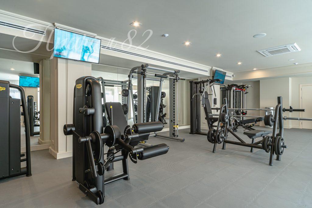 Ялта, пгт. Ореанда, 60-г, корп. 5