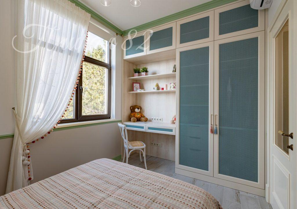 Ялта, пгт. Гаспра, ул. Маратовская