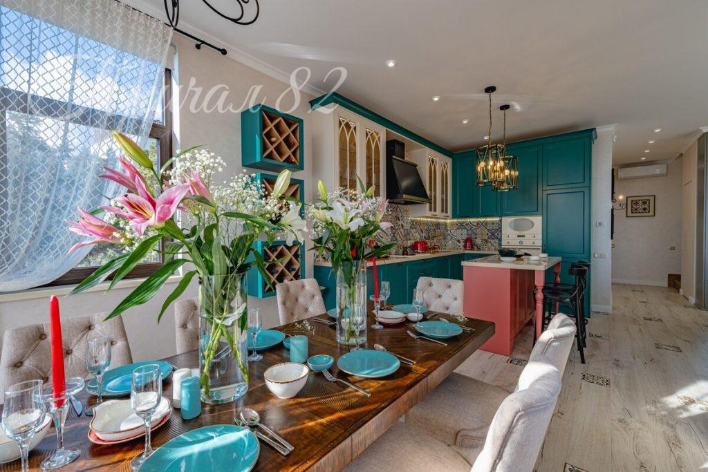 Ялта, пгт. Гаспра, ул. Маратовская