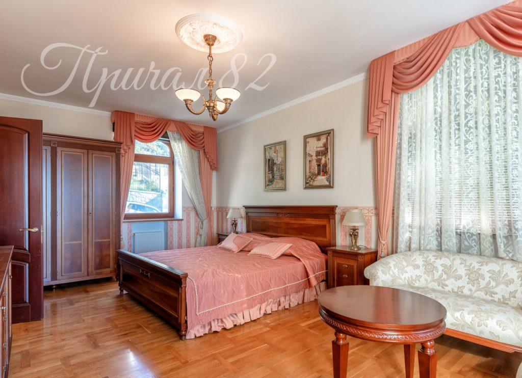 Ялта, пгт. Санаторное, ул. Южная
