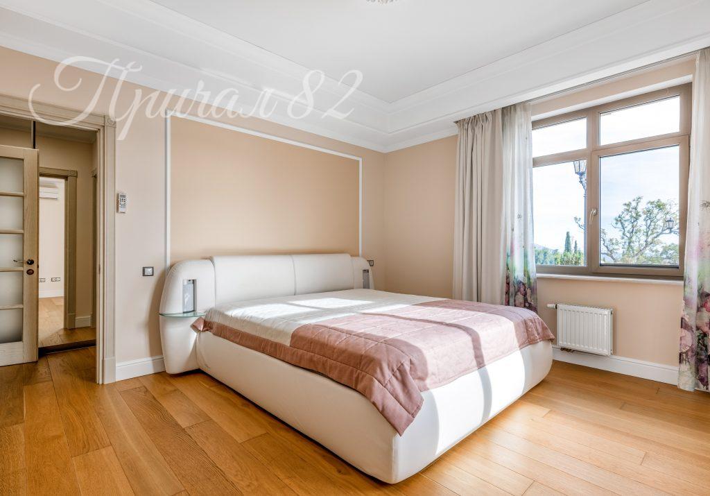 Ялта, пгт. Ореанда, 60-г, корп. 7