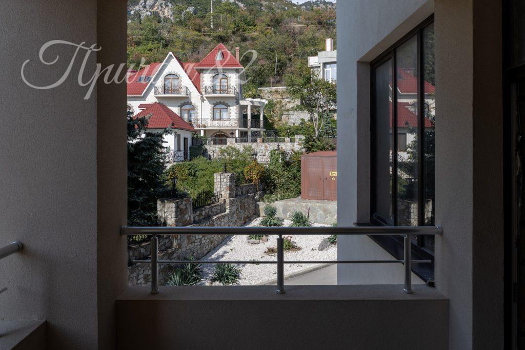 Ялта, пгт. Восход, ул. Наташинская, 2ж