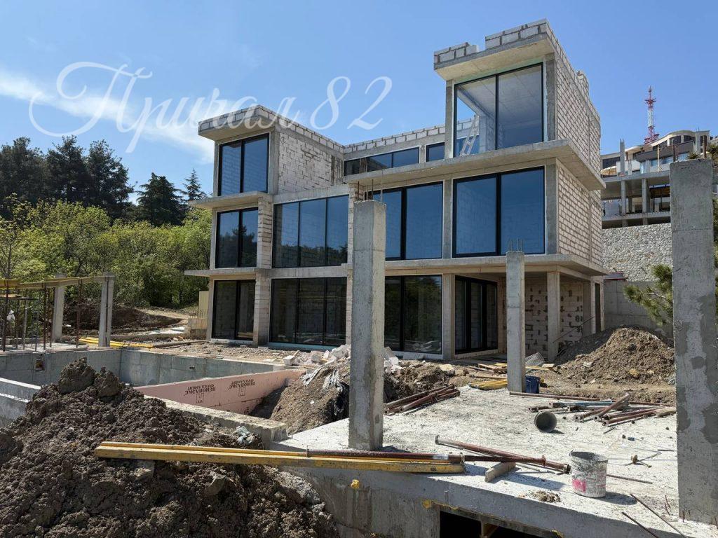 Ялта, улица Войкова, 65