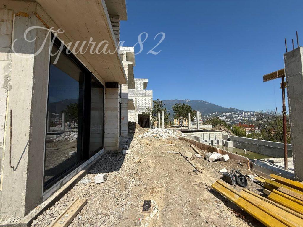 Ялта, улица Войкова, 65