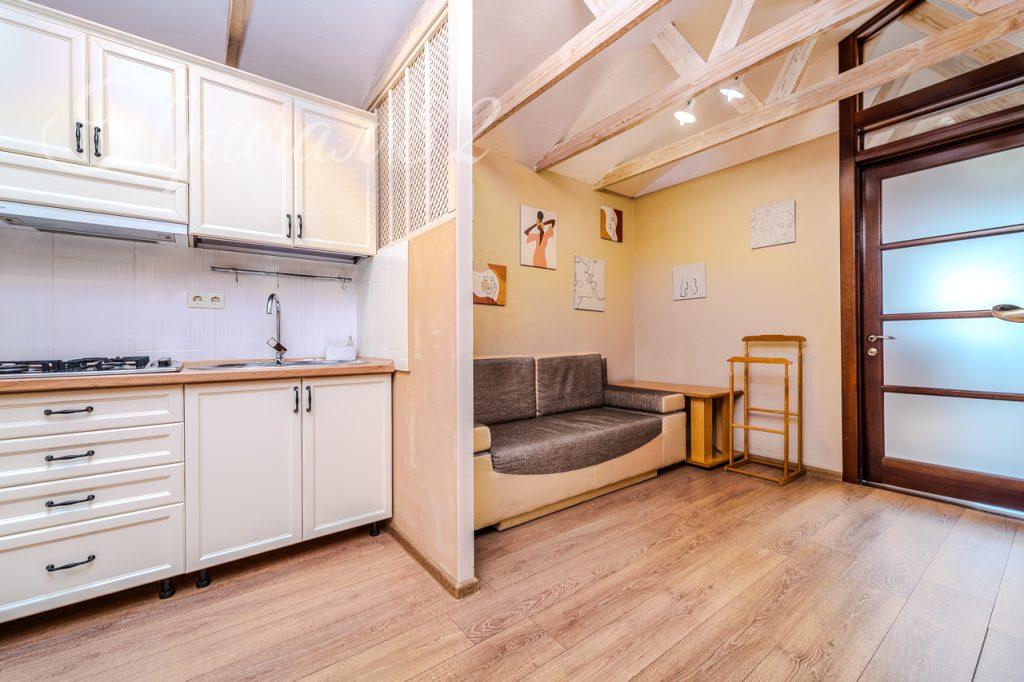 Ялта, ул. Массандровская д. 13