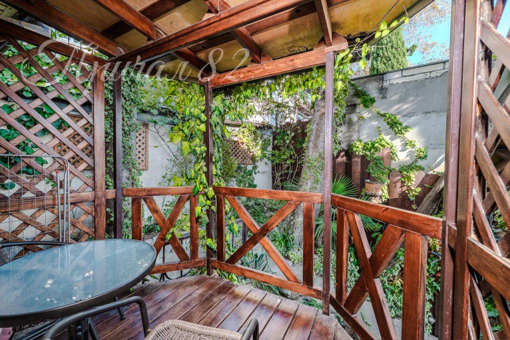 Ялта, ул. Массандровская д. 13