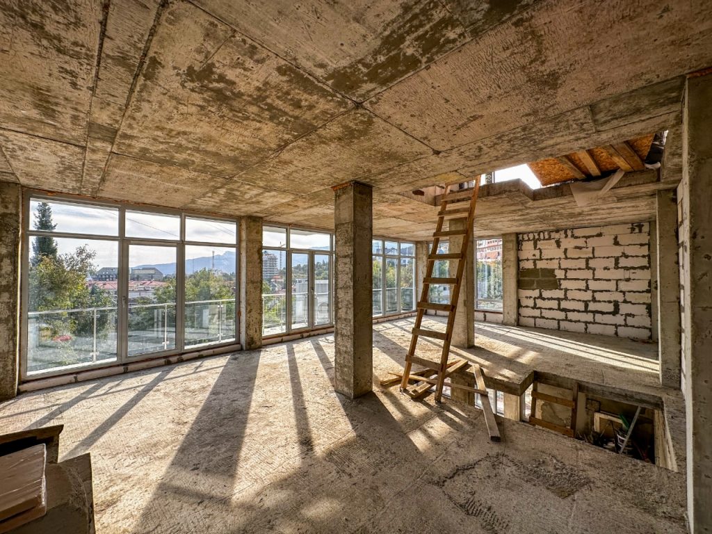 Ялта, Восход, Авроры