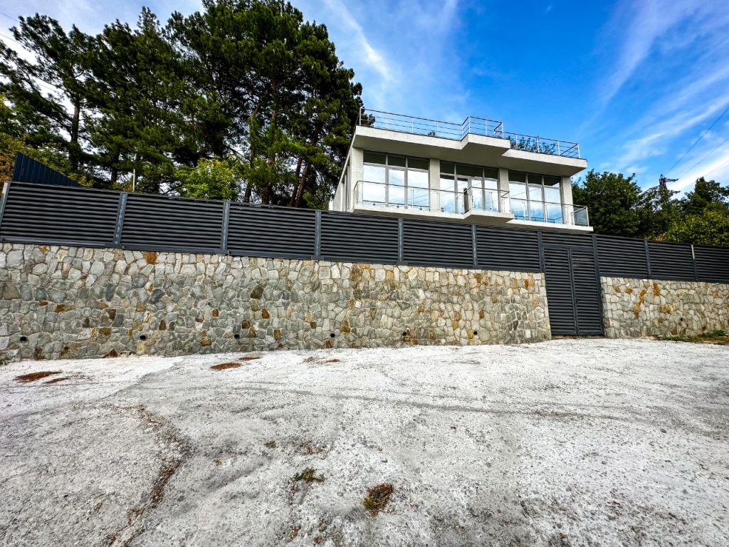 Ялта, Восход, Авроры