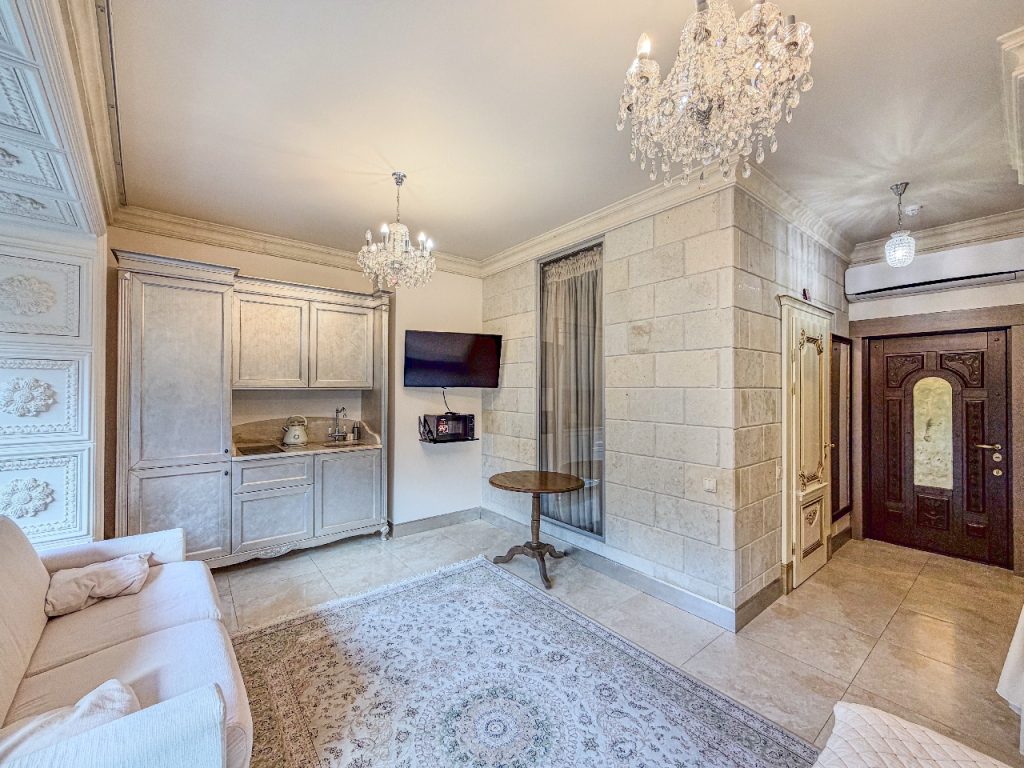 Республика Крым, Ялта, Парковый проезд 6Б