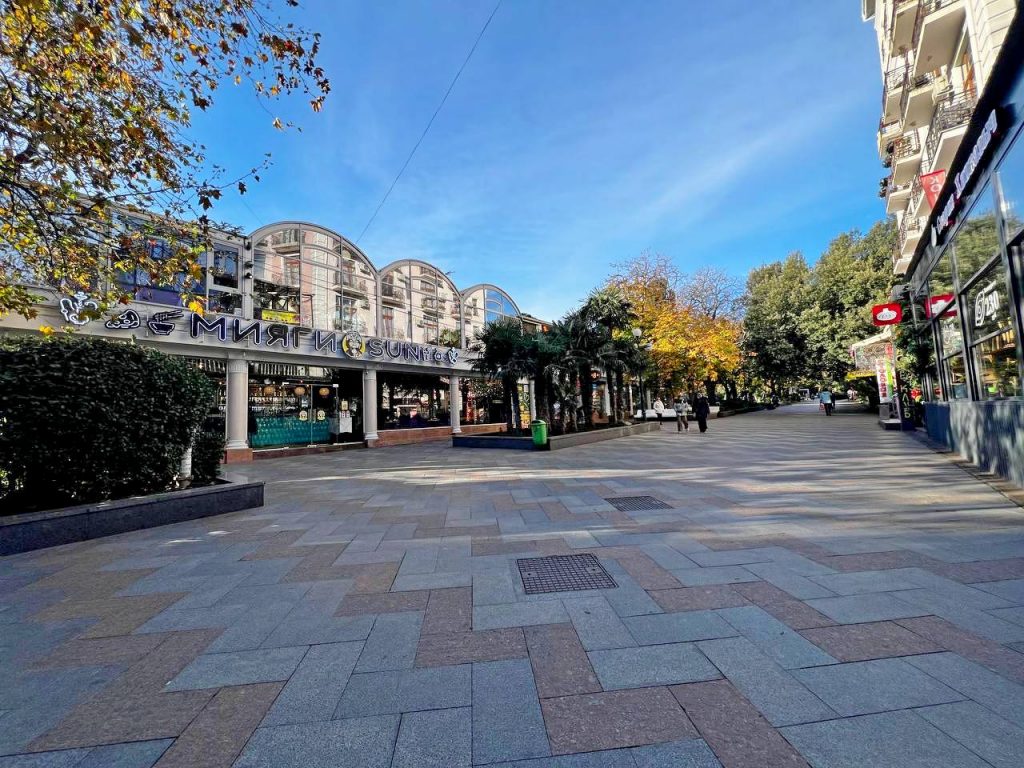 Ялта, ул. Пушкинская