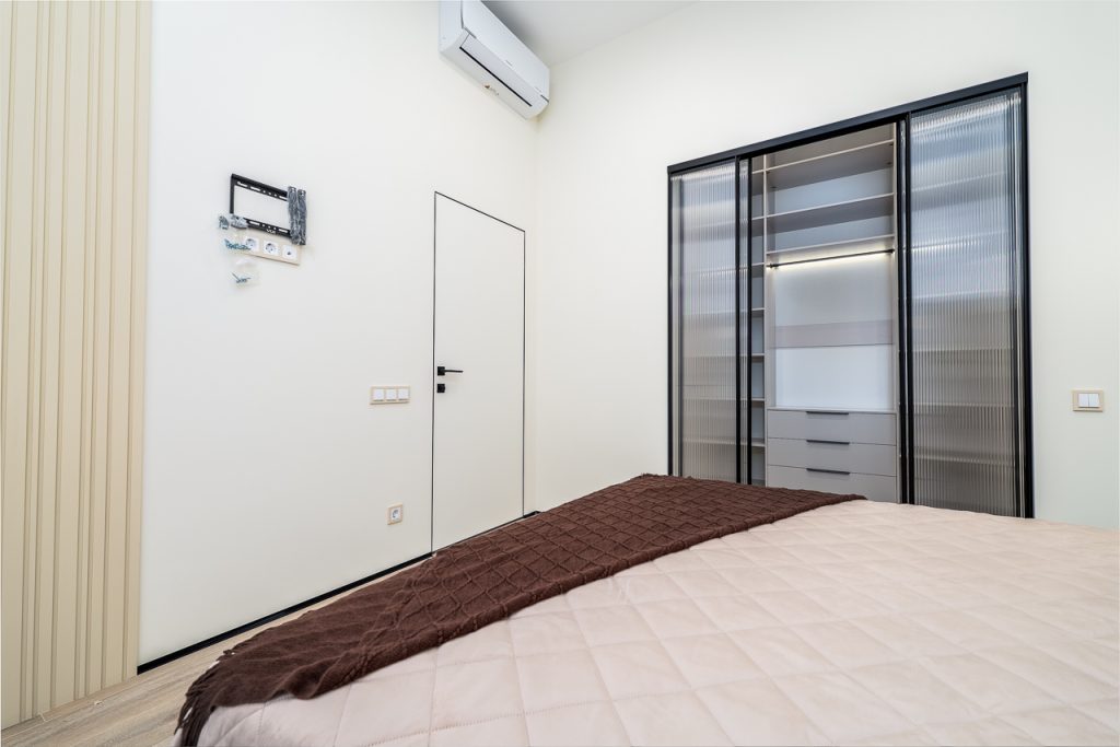 Ялта, пгт. Отрадное, ул. Шоссе Дражинского 24