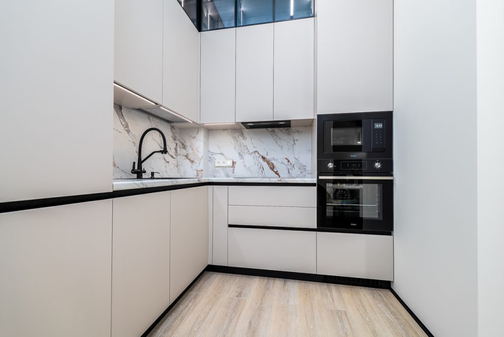 Ялта, пгт. Отрадное, ул. Шоссе Дражинского 24