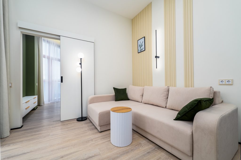 Ялта, пгт. Отрадное, ул. Шоссе Дражинского 24