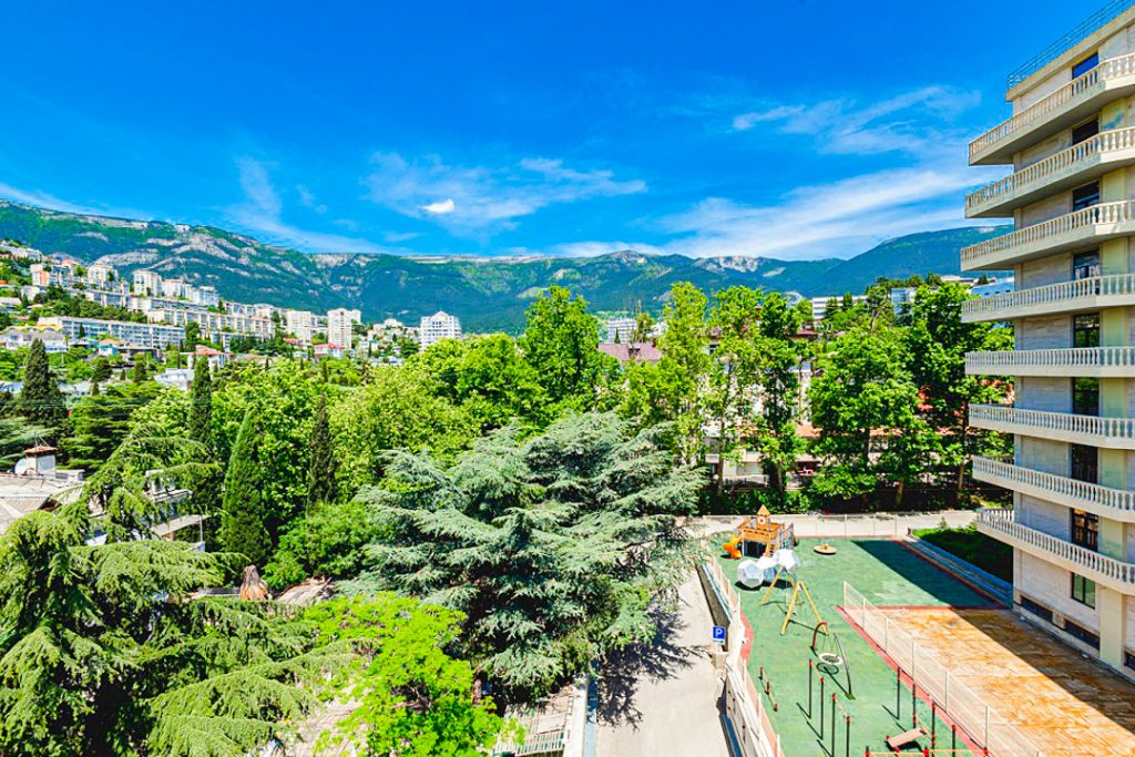 Ялта, Московская 15