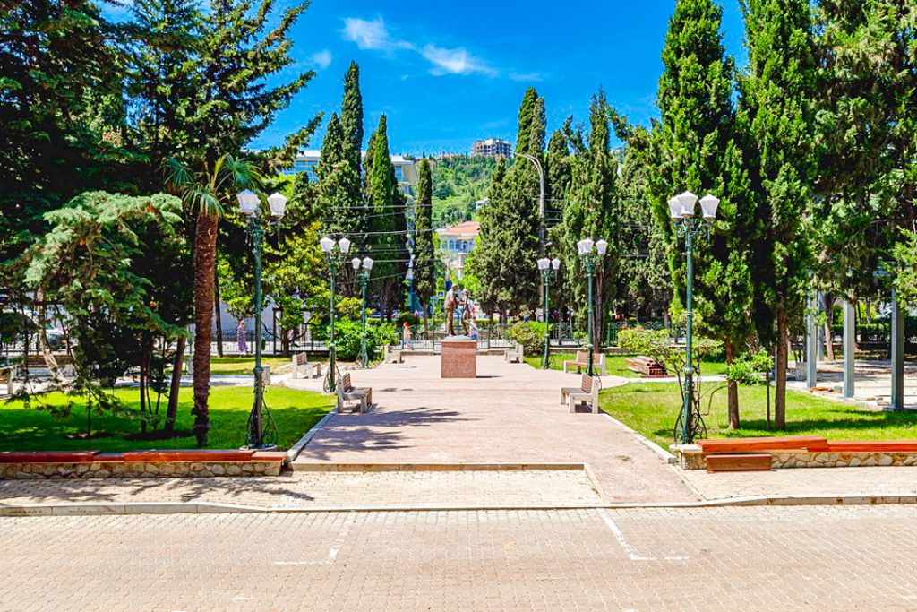 Ялта, Московская 15