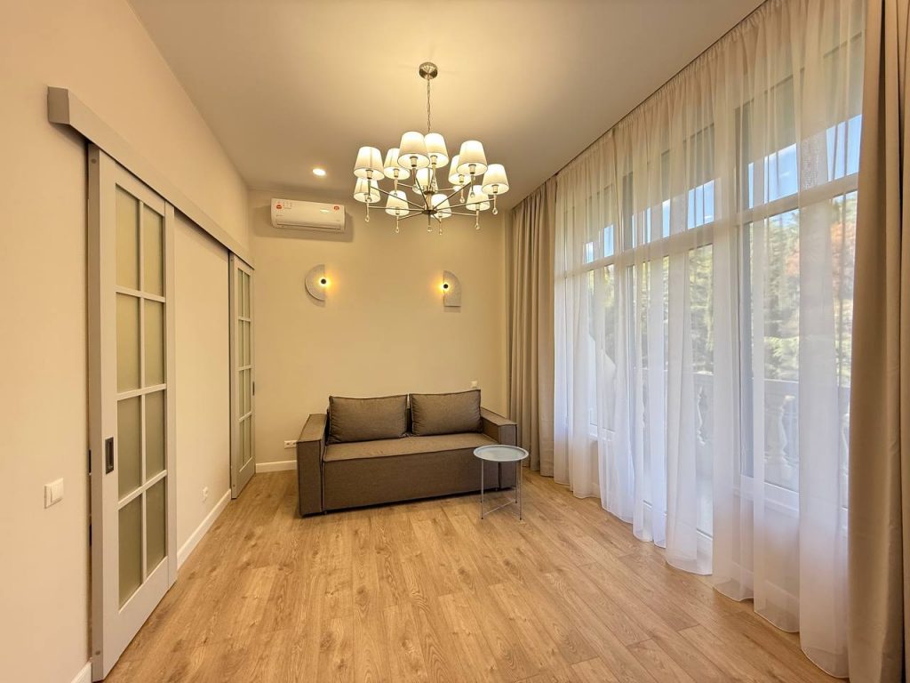 Ялта, Войкова 20