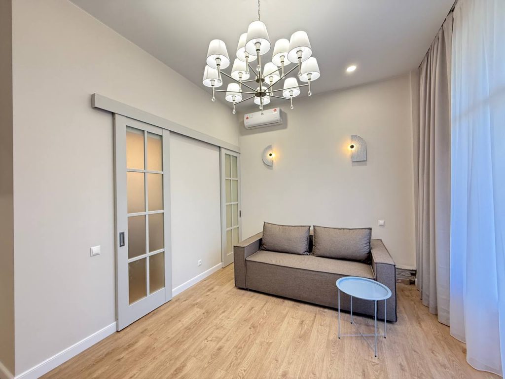 Ялта, Войкова 20