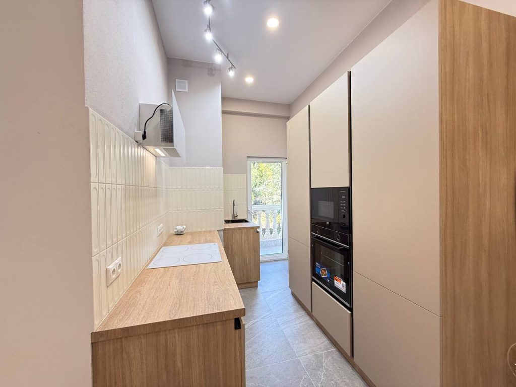 Ялта, Войкова 20