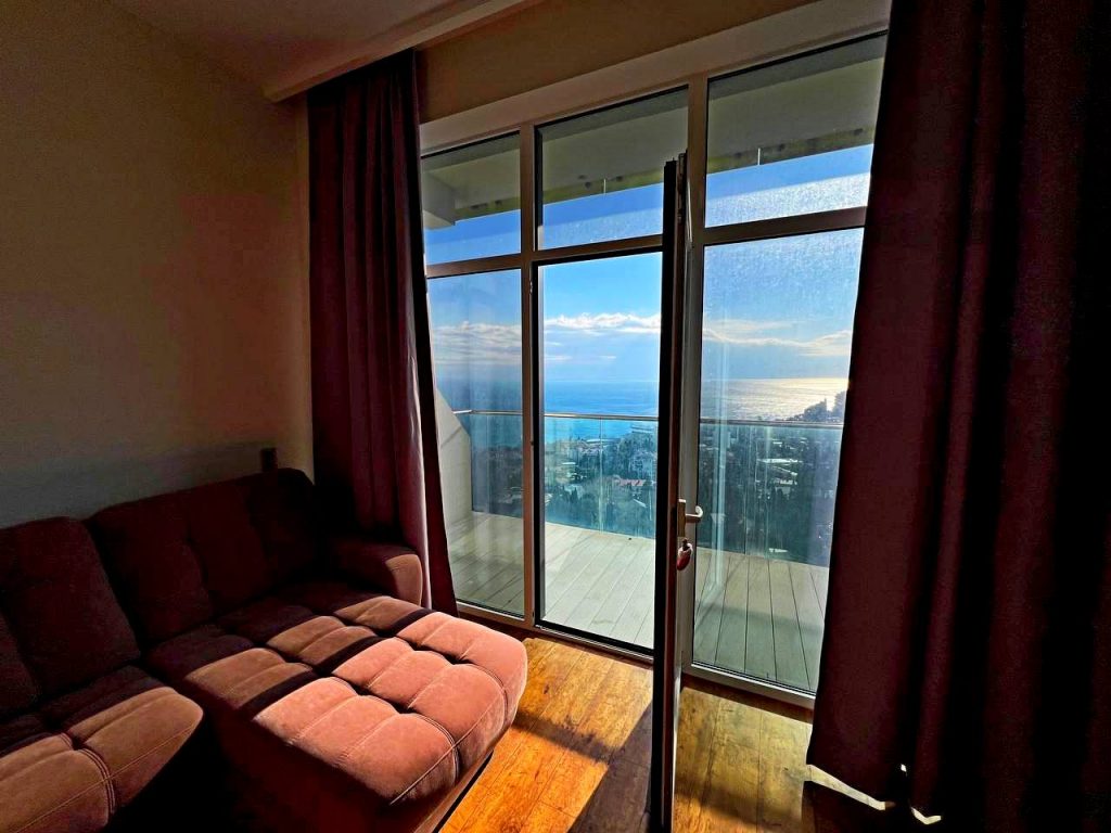 Ялта, Войкова д. 20