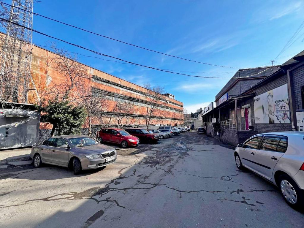 Ялта, ул. Блюхера 4