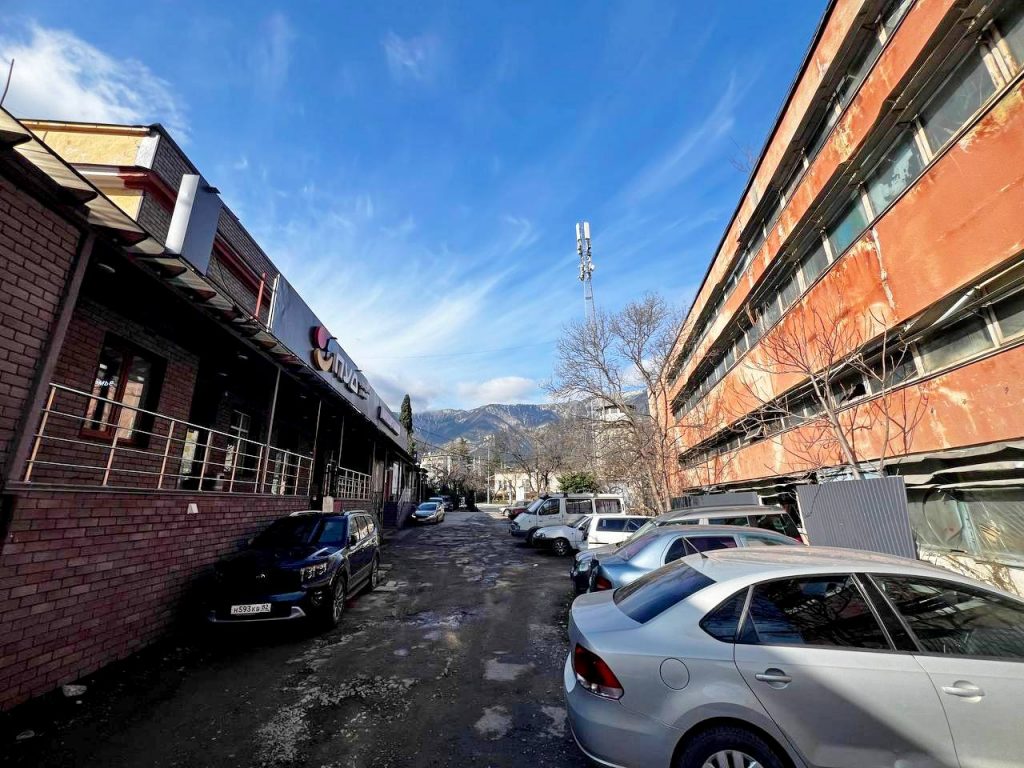 Ялта, ул. Блюхера 4