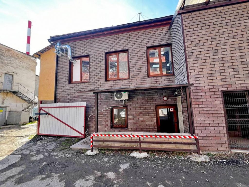 Ялта, ул. Блюхера 4