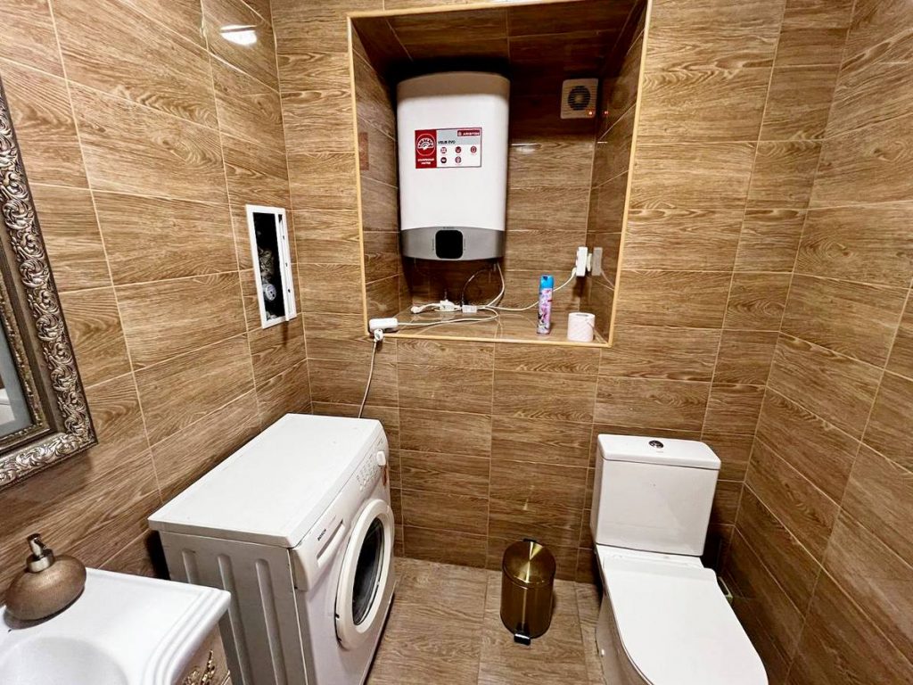 Ялта, ул. Блюхера 4