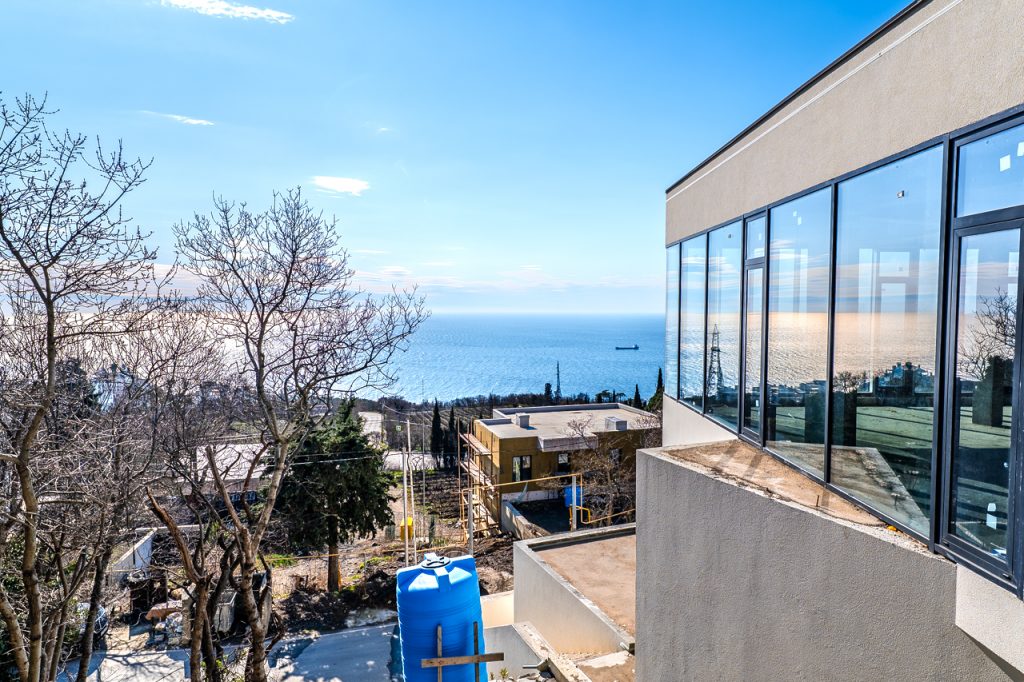 Ялта, Симферопольское шоссе, дом 1