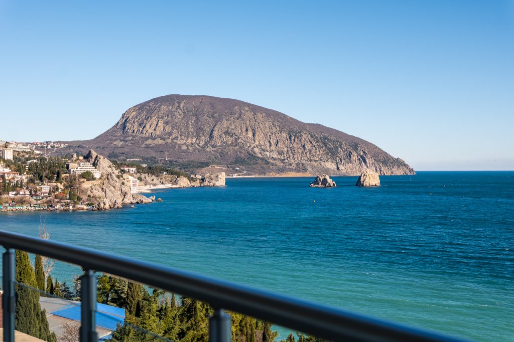 Ялта, пгт. Гурзуф, Набережная им. Пушкина, 5Д