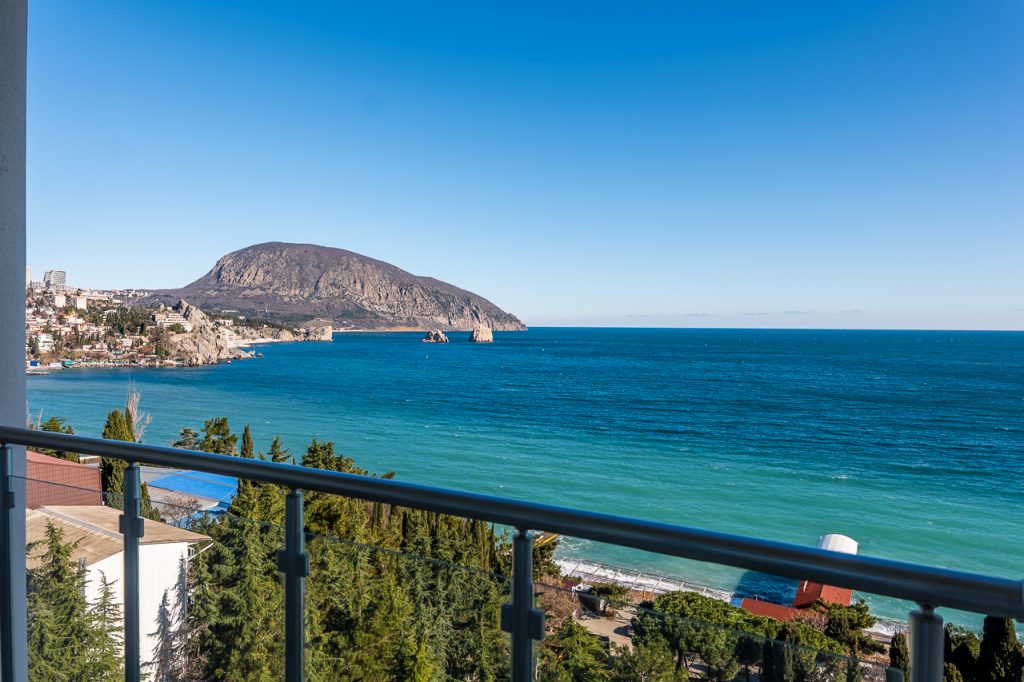 Ялта, пгт. Гурзуф, Набережная им. Пушкина, 5Д