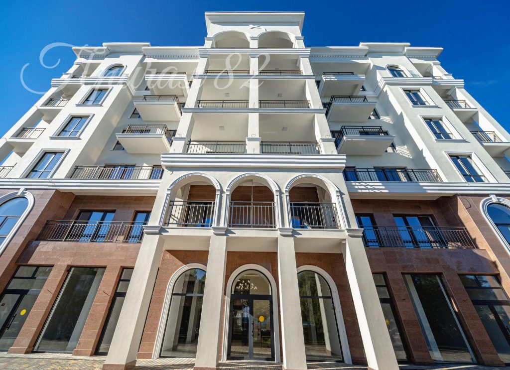 Алушта, ул. Ленина, д. 17