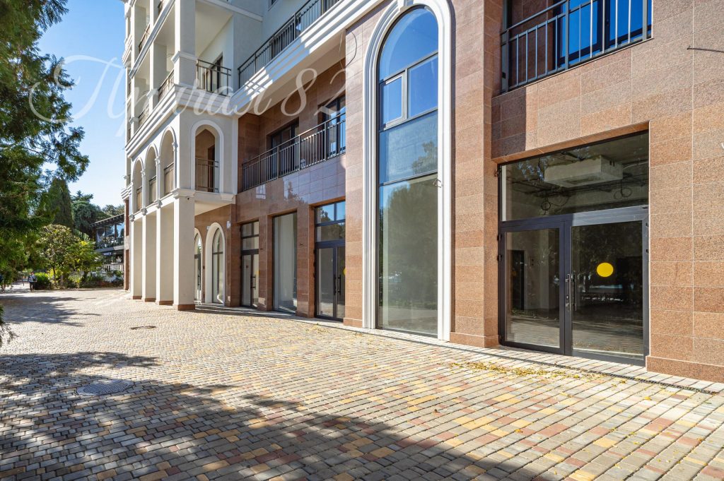 Алушта, ул. Ленина, д. 17