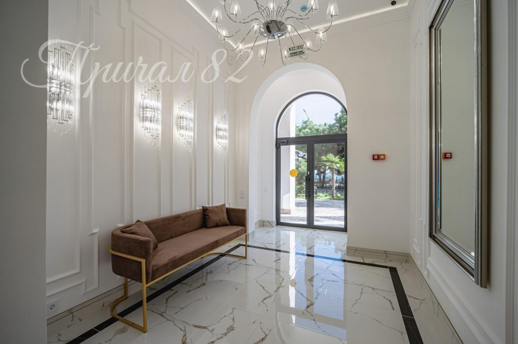 Алушта, ул. Ленина, д. 17