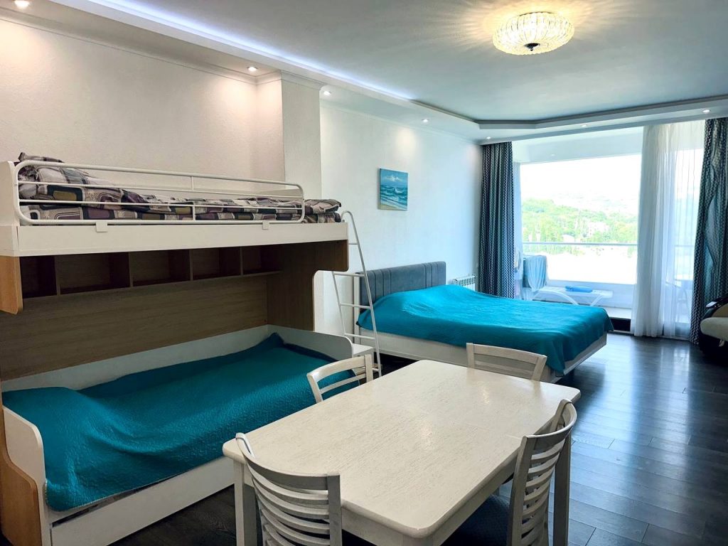 Ялта, пгт. Гурзуф, ул. Ялтинская, 14лит3