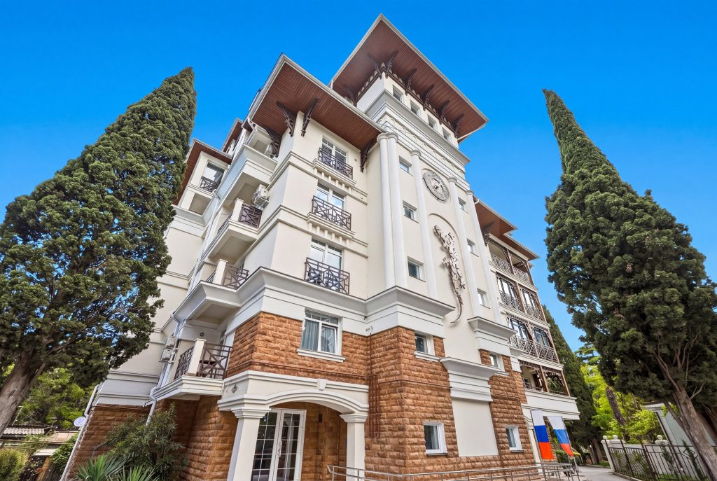 Ялта, улица Партизанская, дом 5