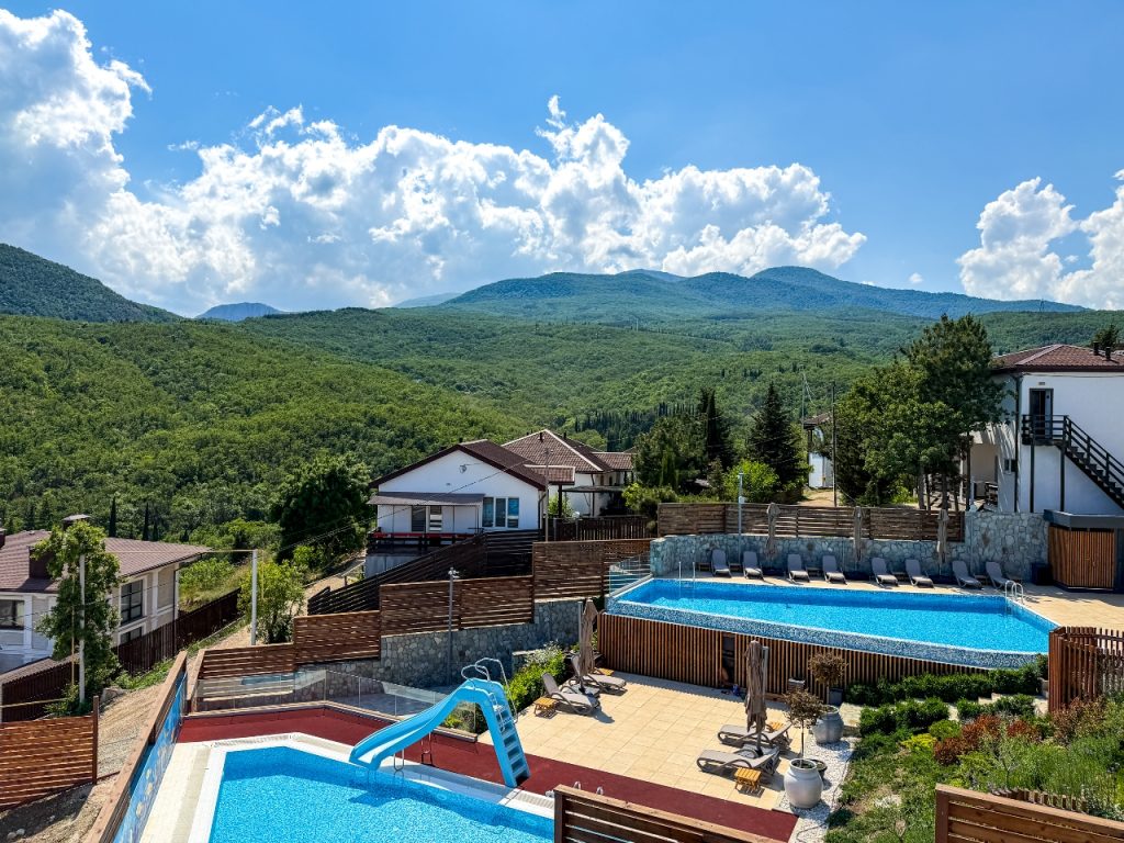 Алушта, ул. Сусловой 34