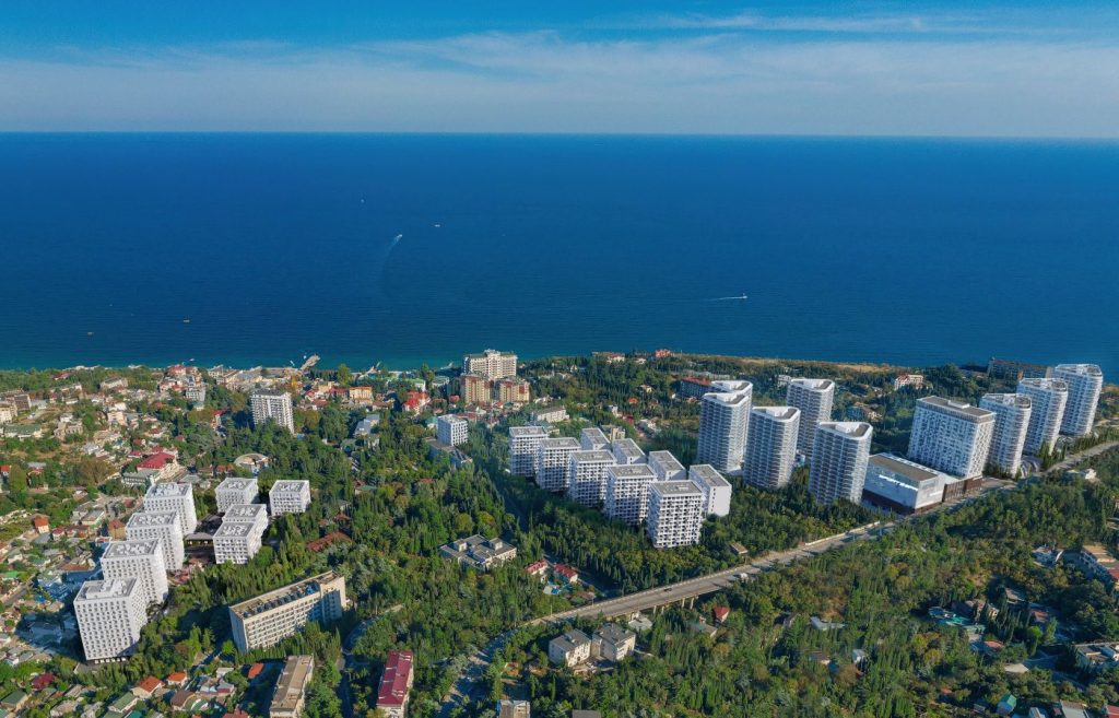 Алушта, ул. Октябрьская